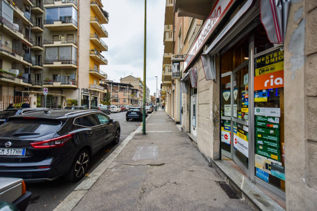 Attività Commerciale - Tabaccheria in Vendita a Torino