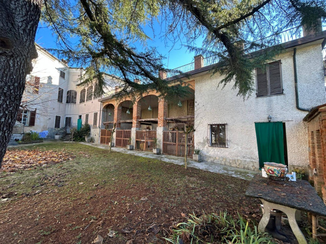 Dimora Storica in Vendita a Piovà Massaia