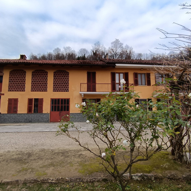 Cascina in Vendita a Asti