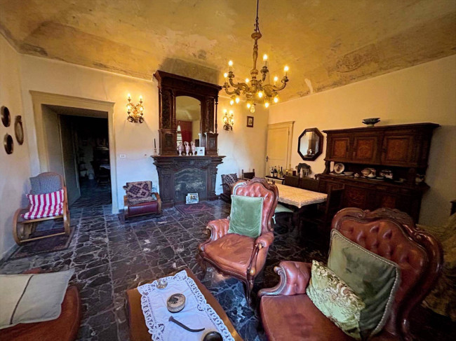 Dimora Storica in Vendita a Piovà Massaia