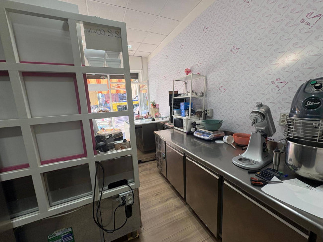 Attività Commerciale - Pasticceria in Vendita a Rivoli