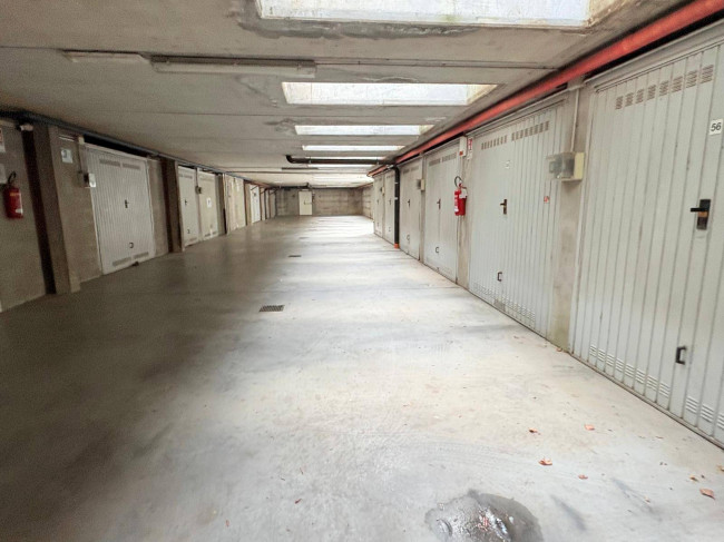 Box o garage in Vendita a Rivoli