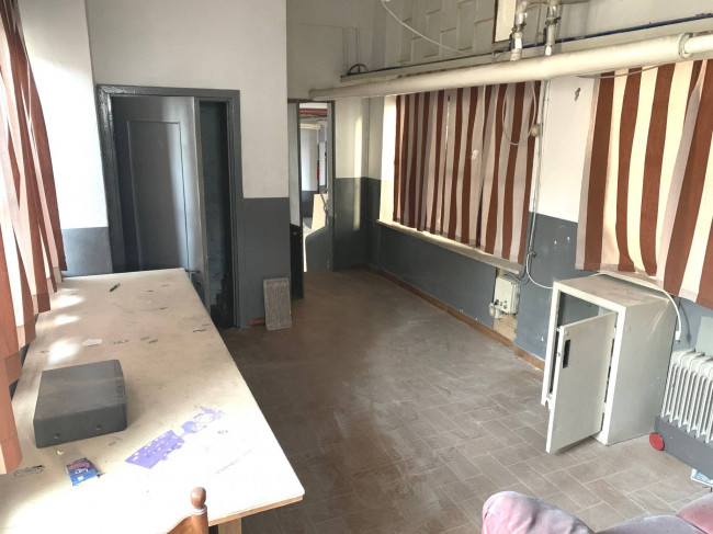 Locale commerciale in Vendita a Torino