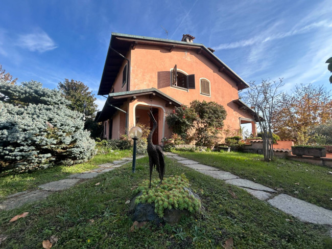 Villa in Vendita a Coniolo