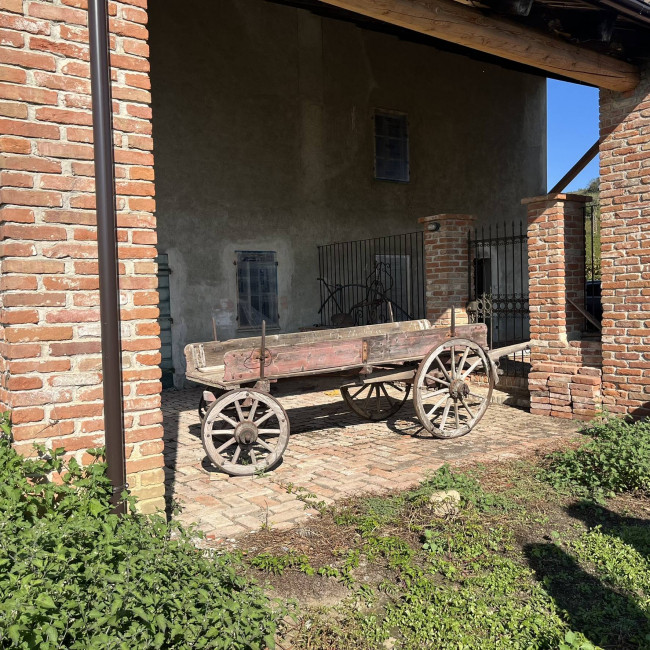 Cascina in Vendita a Rivalta Bormida