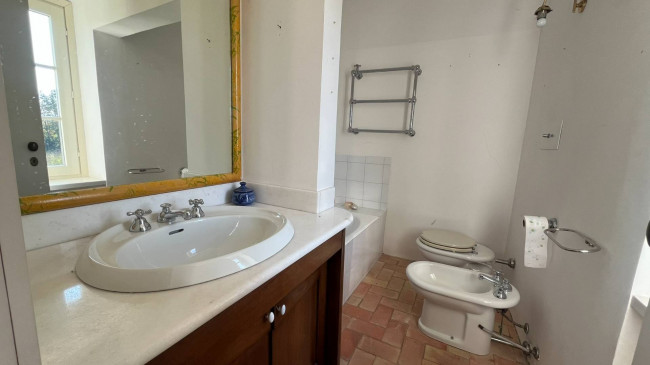 Cascina in Vendita a Rivalta Bormida