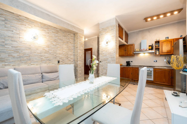 Appartamento in Vendita a Grugliasco