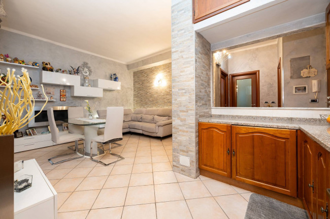 Appartamento in Vendita a Grugliasco