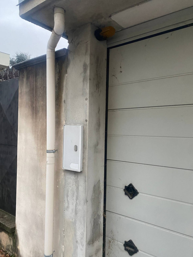 Box o garage in Vendita a Canelli