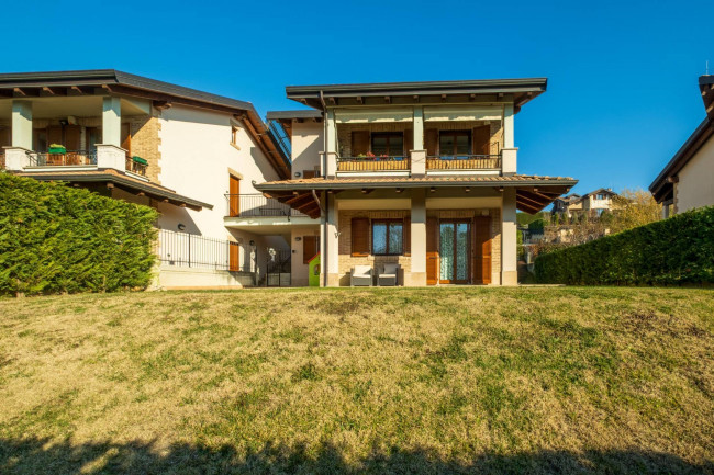 Appartamento in Vendita a Pecetto Torinese