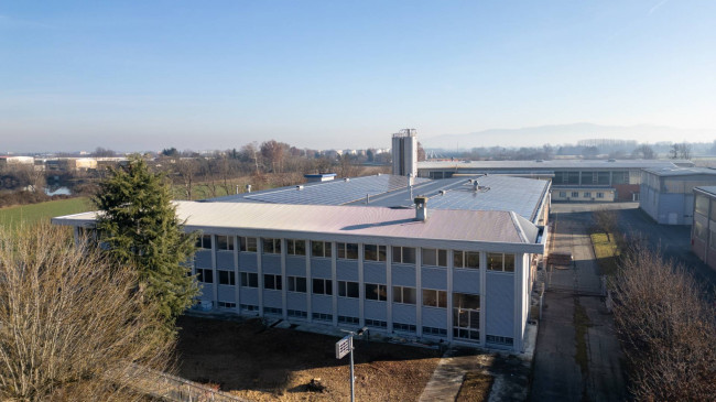 Capannone in Affitto a Volpiano