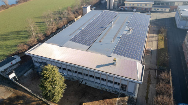 Capannone in Affitto a Volpiano