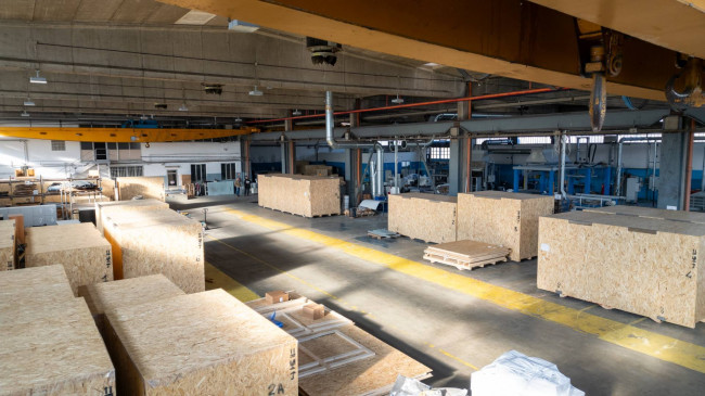 Capannone in Affitto a Volpiano