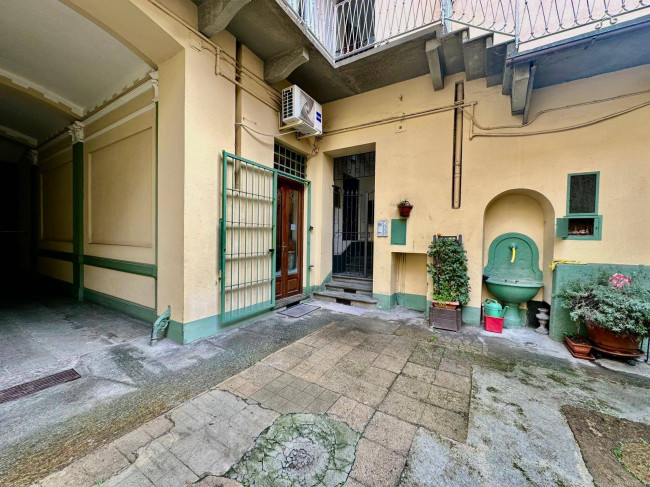 Attività Commerciale - Bar Tavola Calda - Fredda in Vendita a Torino