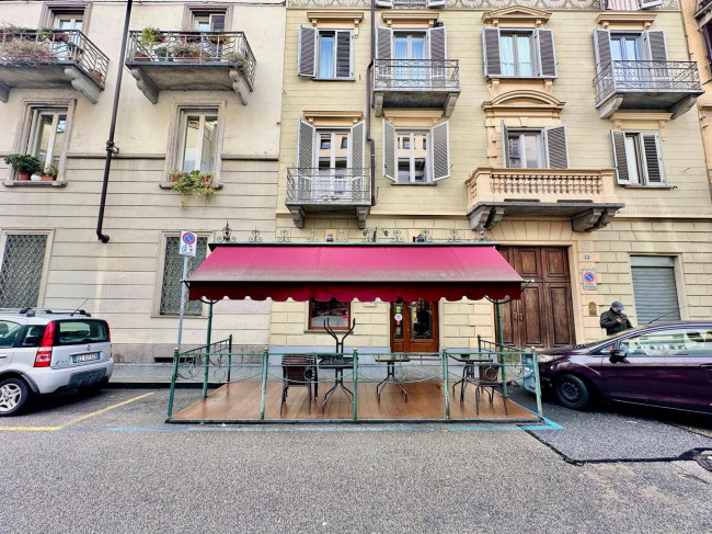 Attività Commerciale - Bar Tavola Calda - Fredda in Vendita a Torino