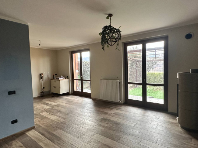 Appartamento in Vendita a Monastero di Vasco