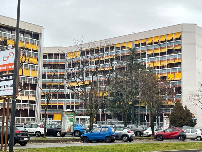 Box o garage in Vendita a Collegno