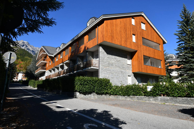 Appartamento in Locazione a Bardonecchia