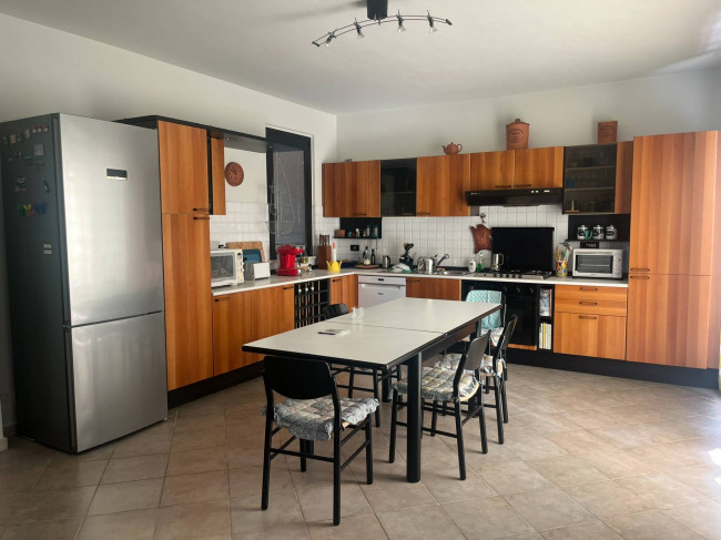 Villa in Affitto a Asti