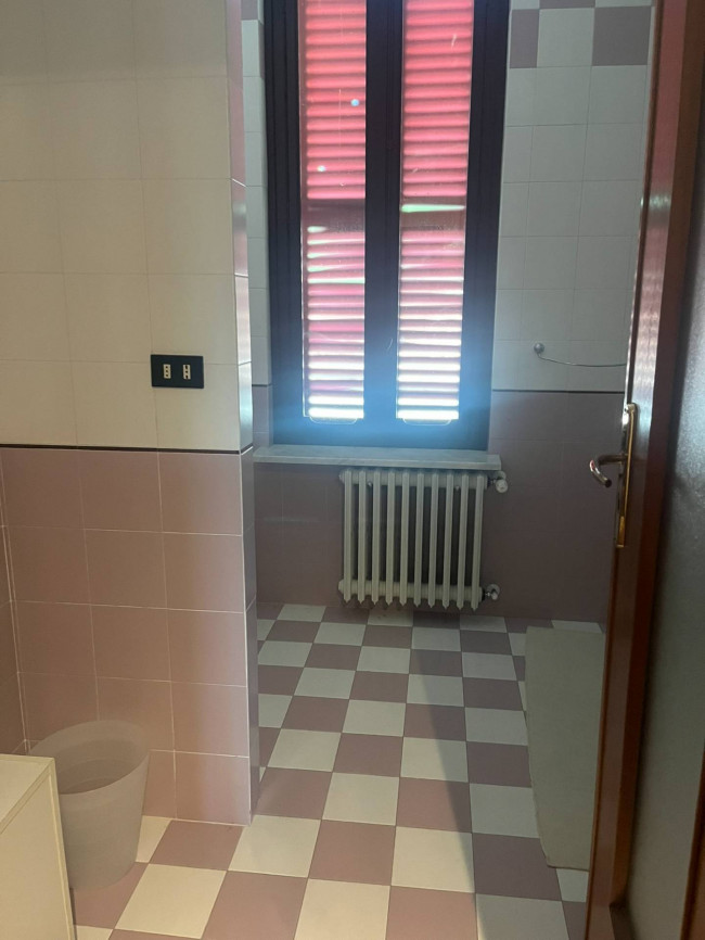 Villa in Affitto a Asti