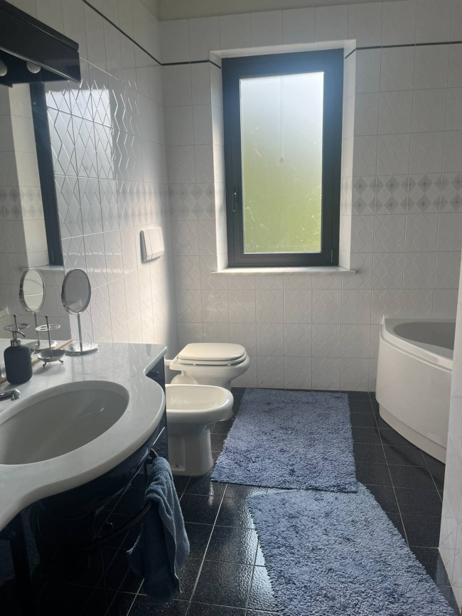 Villa in Affitto a Asti