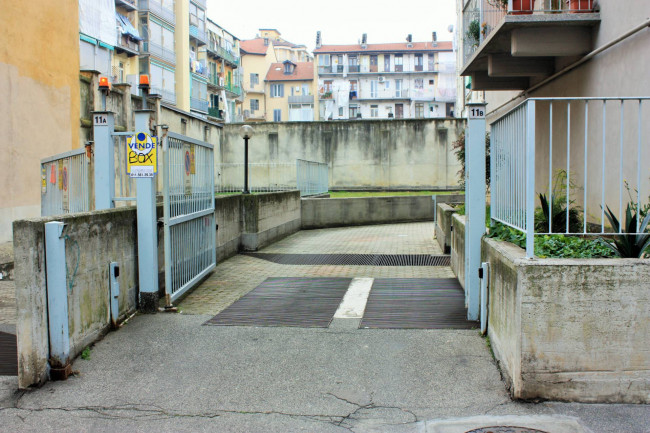 Box o garage in Vendita a Torino