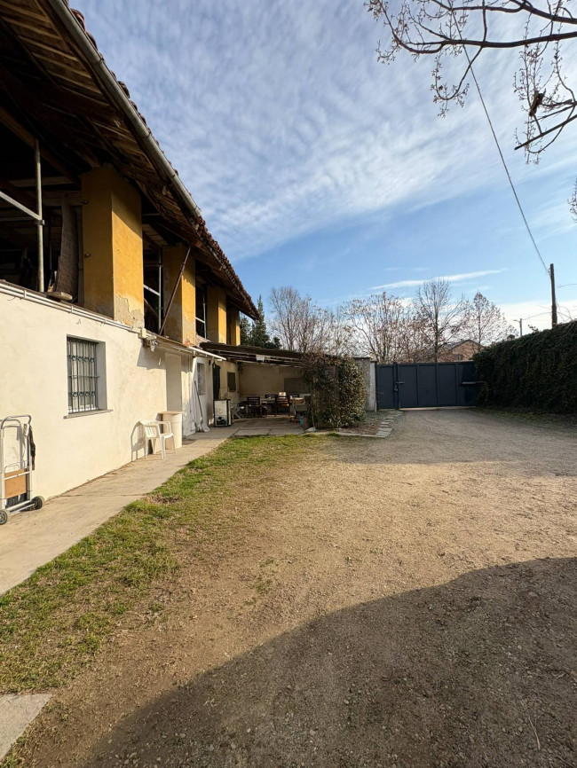 Cascina in vendita
