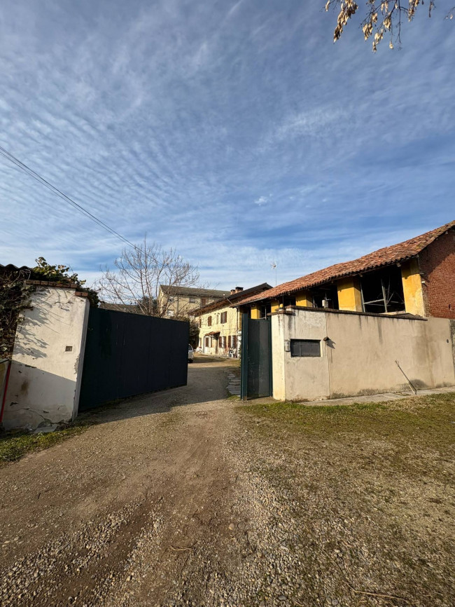 Cascina in Vendita a Asti