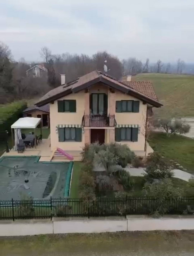 Villa in Vendita a Barbania