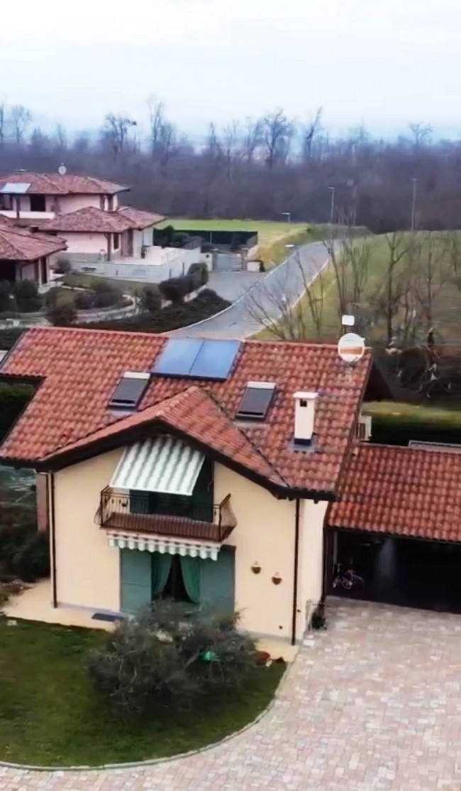 Villa in Vendita a Barbania