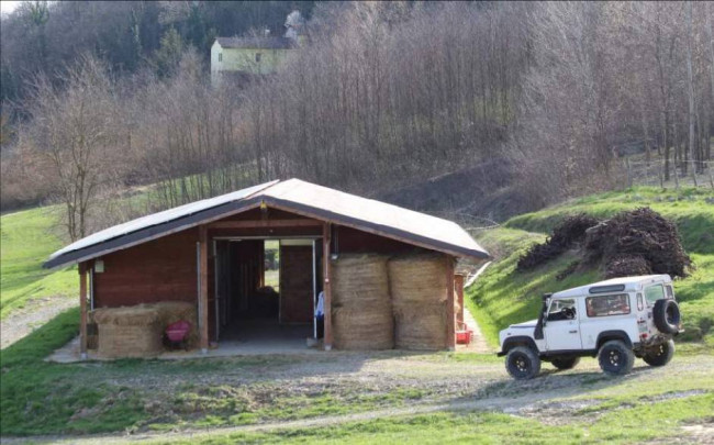 Azienda agricola in Vendita a Carpeneto