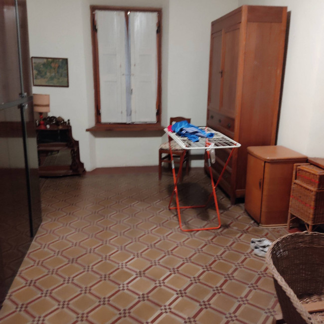 Casale in Vendita a Bruno