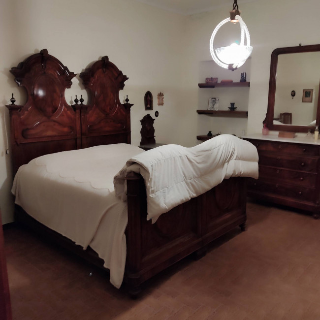 Casale in Vendita a Bruno