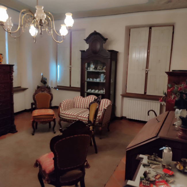 Casale in Vendita a Bruno