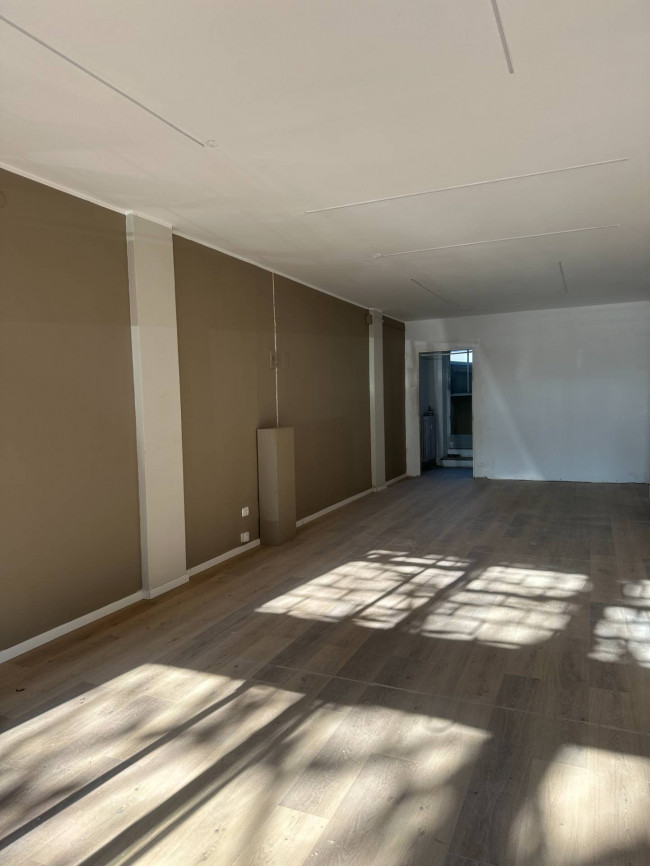 Negozio in Affitto a Cuneo