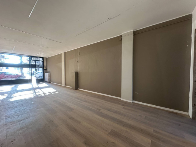 Negozio in Affitto a Cuneo