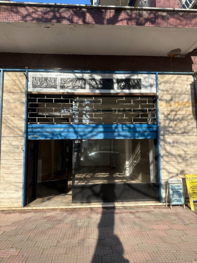 Negozio in Affitto a Cuneo