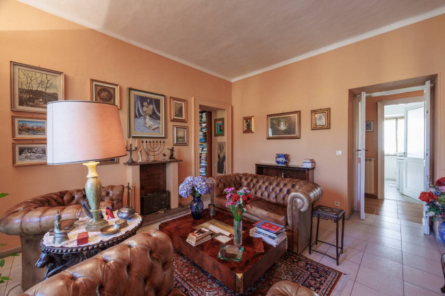 Apartment for Sale to Torino