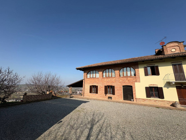 Cascina in vendita