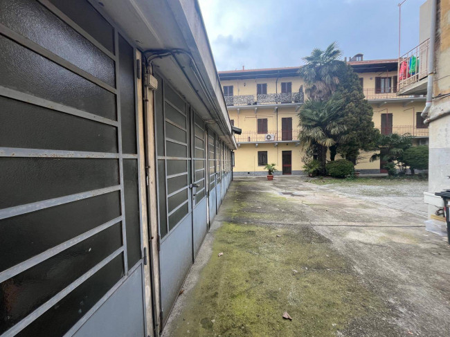 Magazzino in Affitto a Collegno