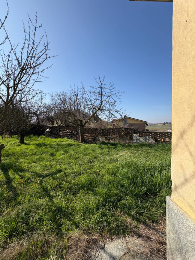 Cascina in Vendita a Scurzolengo