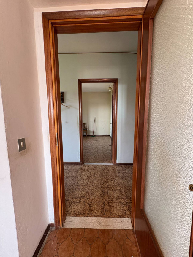 Cascina in Vendita a Scurzolengo