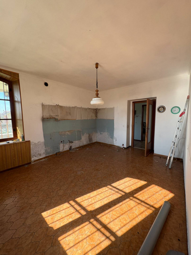 Cascina in Vendita a Scurzolengo