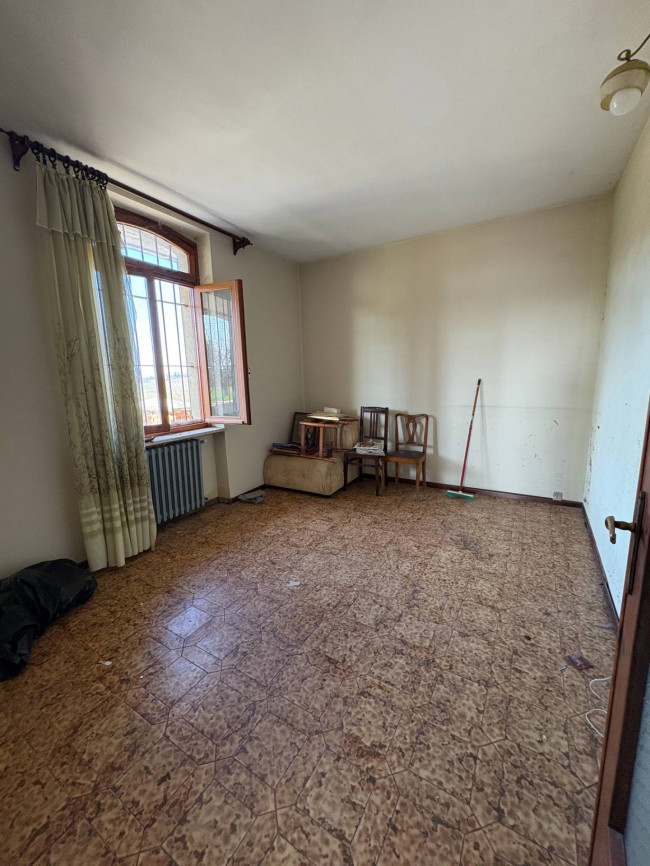 Cascina in Vendita a Scurzolengo