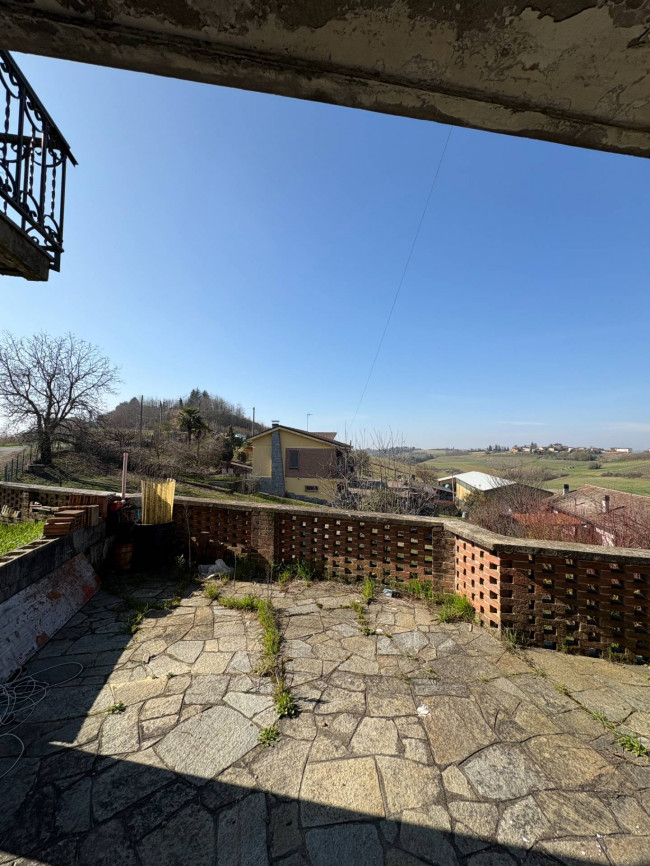 Cascina in Vendita a Scurzolengo