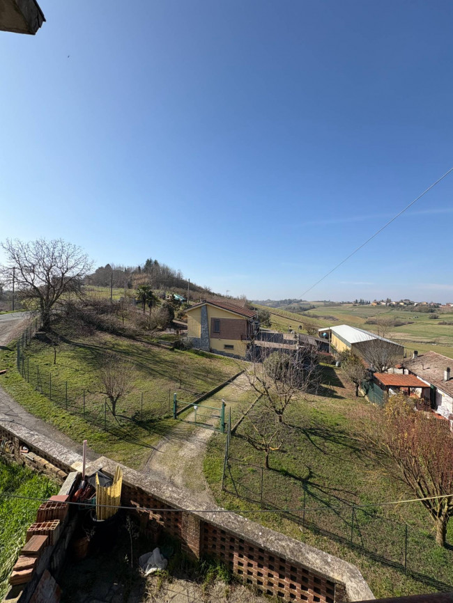 Cascina in Vendita a Scurzolengo