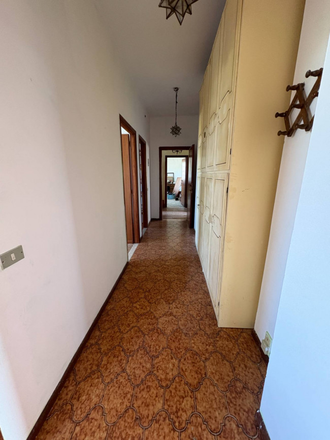 Cascina in Vendita a Scurzolengo