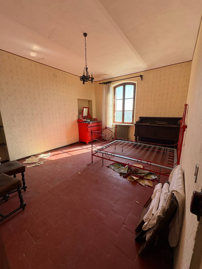 Cascina in Vendita a Scurzolengo