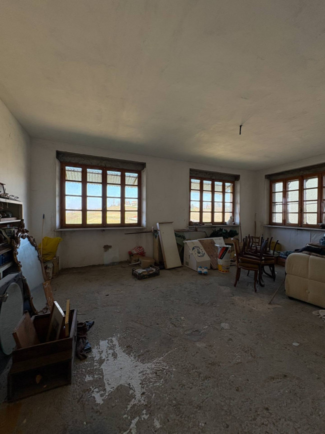 Cascina in Vendita a Scurzolengo