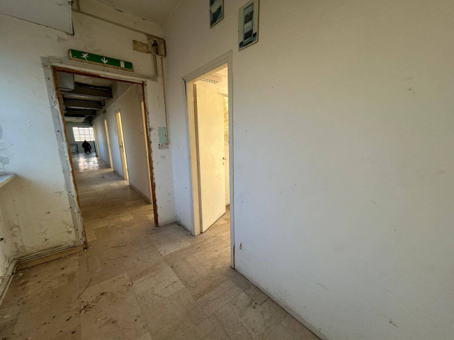 Capannone in Vendita a Grugliasco